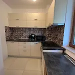 Coroni Cu Jacuzzi Pe Terasa Apartment *