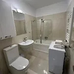 Coroni Cu Jacuzzi Pe Terasa Apartment