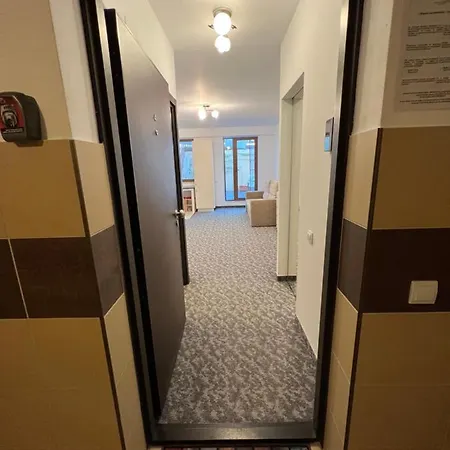 Coroni With Jacuzzi Brasov